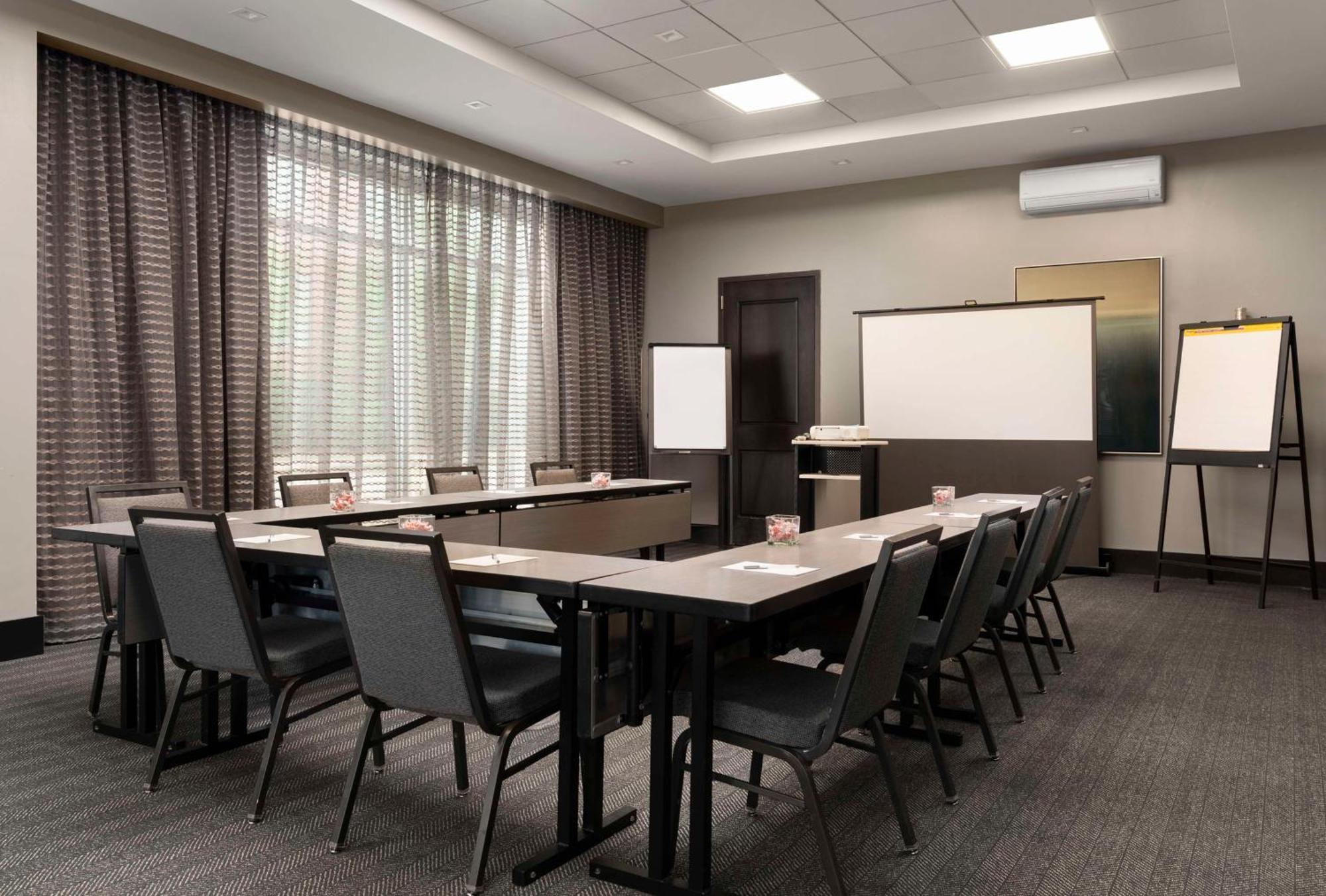 Hampton Inn & Suites-Worcester, Ma Экстерьер фото