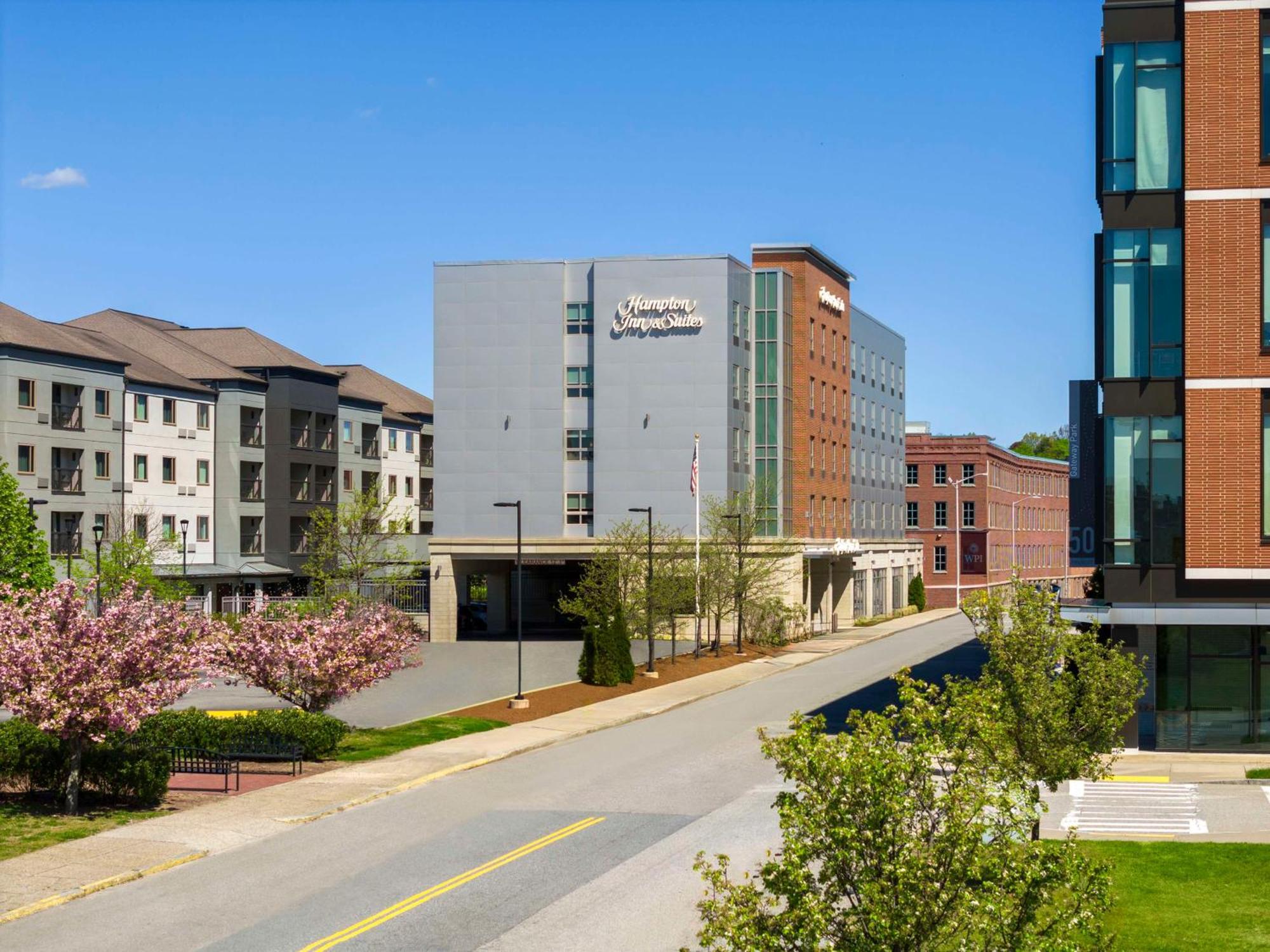 Hampton Inn & Suites-Worcester, Ma Экстерьер фото